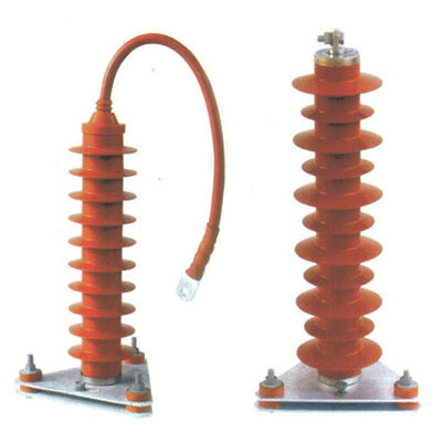 35KV Q型避雷器对比照